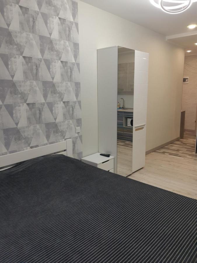 Apartament Apartmens On St. Fesenkovskaya 15 Charków Zewnętrze zdjęcie