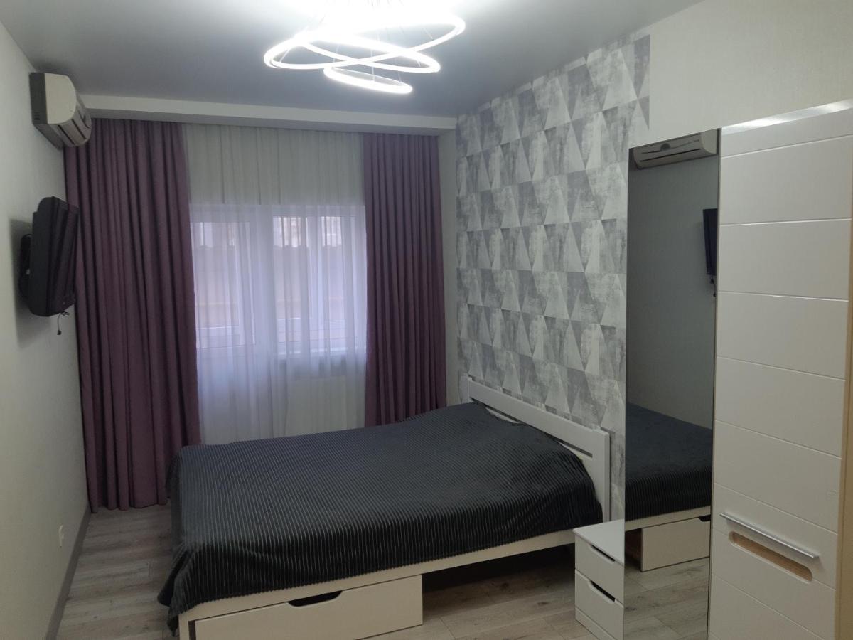Apartament Apartmens On St. Fesenkovskaya 15 Charków Zewnętrze zdjęcie